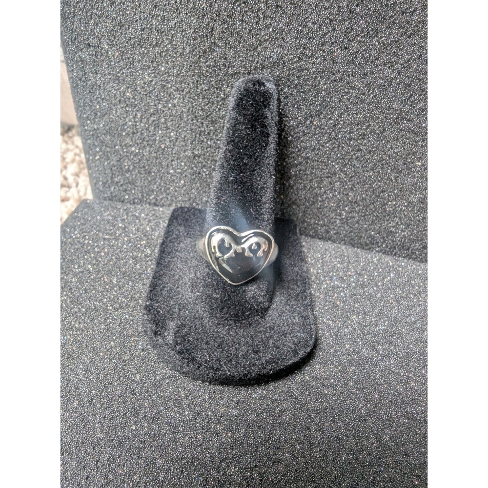 Silver Toned Black Enamel Bleeding‎ Heart Ring - Multiple Sizes